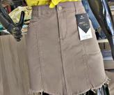 Mini saia muito + jeans Mini saia muito + jeans