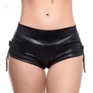 Mini Short Empina Bumbum Cirrê Com Ajustes nas Laterais em Ilhós e Lacinho Mini Short Empina Bumbum Cirrê Com Ajustes nas Laterais em Ilhós e Lacinho
