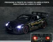 Miniatura 1:32 Nissan GT-R R35 Preta