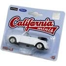 Miniatura - 1:64 - Volkswagen Beetle / Fusca Conversível Branco - California Minis - Welly Miniatura - 1:64 - Volkswagen Beetle / Fusca Conversível Branco - California Minis - Welly