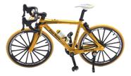 Miniatura De Bicicleta Bike Ciclismo Metal Borracha Coleção