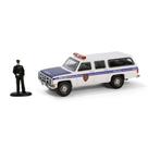 Miniatura GMC Suburban 2500 1985 New York Police - C/ Boneco - The Hobby Shop - Série 16 - Greenlight - 1:64