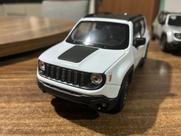 Miniatura Jeep Renegade Trailhawk 17 Cm 1:24 Welly Branco