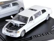 Miniatura Limousine Lincoln 2000 1/43 Branco Vitesse Miniatura Limousine Lincoln 2000 1/43 Branco Vitesse
