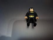 Miniatura playmobil kinder ovo dc comics - batman