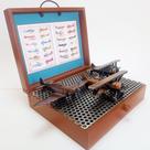 Miniaturas decorativas de aviões de época em metal com Biplano Miniaturas decorativas de aviões de época em metal com Biplano
