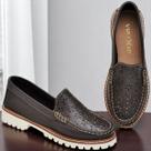 Mocassim Feminino Tratorado De Couro Confortável Com Recortes A Laser Moderno e Elegante