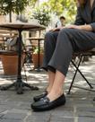 Mocassim Modare com Enfeite Dourado - Elegância e Conforto para Todos os Momentos