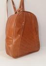 mochila couro portenha caramelo mochila couro portenha caramelo