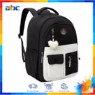 Mochila Kika Feminina Patches De Pelucia C/ Chaveiro Coração