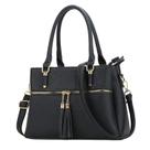 Mochila KKXIU com 3 compartimentos com zíper em material vegano Mochila KKXIU com 3 compartimentos com zíper em material vegano