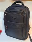 Mochila Santino Preta Básica Com Três Bolso Mochila Santino Preta Básica Com Três Bolso