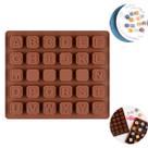 Molde de Silicone Alfabeto Quadrado Marrom Letras Bala Gummy Bear Gelo