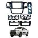 Moldura 9" Polegadas compatível com Hilux e SW4 2006 a 2015 cor Black Piano Expex - EPX9TO005 Moldura 9" Polegadas compatível com Hilux e SW4 2006 a 2015 cor Black Piano Expex - EPX9TO005