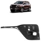 Moldura Grade Milha Hilux Sw4 2021 2022 Black Piano Acabamento Liso Furo Milha