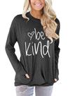 Moletom feminino Akihoo Be Kind com gola redonda e bolsos tamanho M Moletom feminino Akihoo Be Kind com gola redonda e bolsos tamanho M