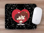 Mouse Pad Dia dos Namorados Beijos Galáxia