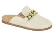 Mule Clog Flat Feminino Moleca Corrente Branco e Caramelo Mule Clog Flat Feminino Moleca Corrente Branco e Caramelo