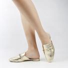 Mule Croco Detalhe Metal