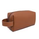 Necessaire Premium em Couro Forro Impermeavel Fechamento Ziper Alça de Mão Espaçosa Necessaire Premium em Couro Forro Impermeavel Fechamento Ziper Alça de Mão Espaçosa