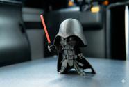 O Lado Sombrio Mais Fofo da Galáxia: Mini Vader 10cm (Impressão 3D)