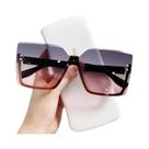 Óculos de Sol Feminino de Metal - Meia Armação, Anti-UV, Estilo Europeu Óculos de Sol Feminino de Metal - Meia Armação, Anti-UV, Estilo Europeu
