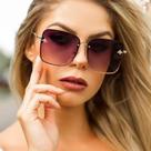 Óculos De Sol Feminino Quadrado Dourado Sem Aro Square Luxo Degrade