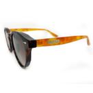 Óculos de sol HD com armação animal print escura, hastes com animal print clara e lentes degrade com proteção UV