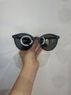 Óculos Masculino Preto Redondo em acetato, lentes verde.