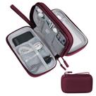 Organizador eletrônico de viagem Skycase Waterproof Wine Red Organizador eletrônico de viagem Skycase Waterproof Wine Red