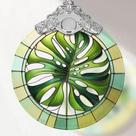 Ornamento suspenso Touber Monstera Leaf Stained Glass 7,6x9 cm
