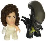 Pacote com 2 minibonecos Entertainment Earth Alien Titans Ripley and Xenomorph 7,62 cm