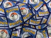 Pacote de cartas sortidas do jogo de cartas colecionáveis Pokémon 1000