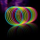 Pacote de festa Glowsticks: colares Glow Fever Glow 22" 100 ct