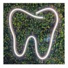 Painel Neon Dente Branco Frio 35x35 Cm Em Acrilico