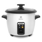 Panela de Arroz Elétrica Electrolux por Rita Lobo 1,3L Branca Efficient (RCB50) Panela de Arroz Elétrica Electrolux por Rita Lobo 1,3L Branca Efficient (RCB50)