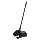 Panela de poeira Rubbermaid Commercial Lobby Pro vertical preta Panela de poeira Rubbermaid Commercial Lobby Pro vertical preta