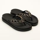 Papete Flat de Dedo com Detalhe de Corrente e Pedrarias - Rafitthy - Preto e Dourado Papete Flat de Dedo com Detalhe de Corrente e Pedrarias - Rafitthy - Preto e Dourado