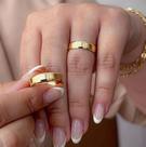 Par de Alianças 6mm 10 gramas casamento Ouro 18k Par de Alianças 6mm 10 gramas casamento Ouro 18k