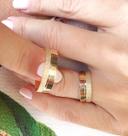 Par de Alianças de Casamento Afrodite Ouro 18k Lisa com Lateral Diamantada e 2 Brilhantes 5mm e 7g