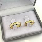 Par de alianças de ouro 18k Legítimo 4,7mm 7 gramas chanfrada + anel solitário