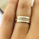 Par de Aliancas em Ouro 18K colecao Eternize 6mm e 7g cravejada com pedras
