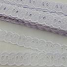 Passa Fita 2,5cm largura e 13,70m Poliéster - Acabamento em Artesanatos Passa Fita 2,5cm largura e 13,70m Poliéster - Acabamento em Artesanatos