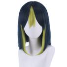 Peruca de cosplay curta azul escuro com destaques em verde neon de 35 cm