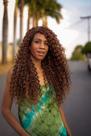 Peruca Half wig 2 em1 vira rabo de cavalo cacheada lindissima Bey MLW