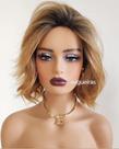 Peruca wig trad. loira a obreada long bob repicada ondulada