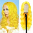 Peruca YBYMCAI Long Yellow Wavy 66cm para mulheres resistentes ao calor