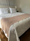 Peseira Manta Decorativa Pompom Sofá Sala Cama King Luxo Tricot 260x60cm