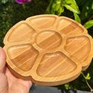 Petisqueira Tábua Petiscos FLOWER 29cm com 7 Divisórias para Frios Churrasco decorativa tipo Bambu