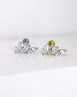 Piercing Labret Cluster Navet 3 Zircônias em Titânio - Joia Elegante para Perfurações Auriculares